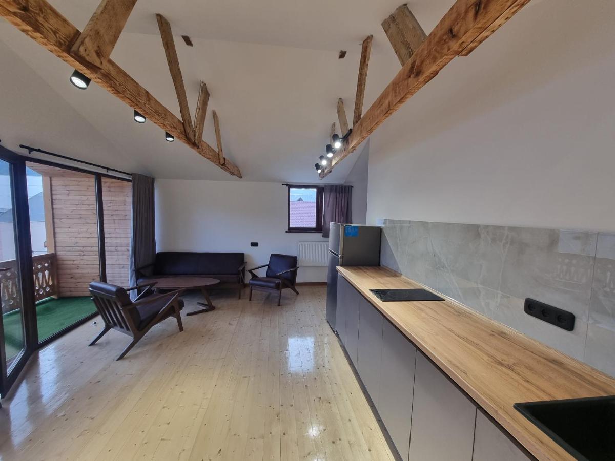 The Penthouse ,Apartment With 2 Bedrooms,Whole Apartment, Апартмент Целиком 딜리잔 외부 사진